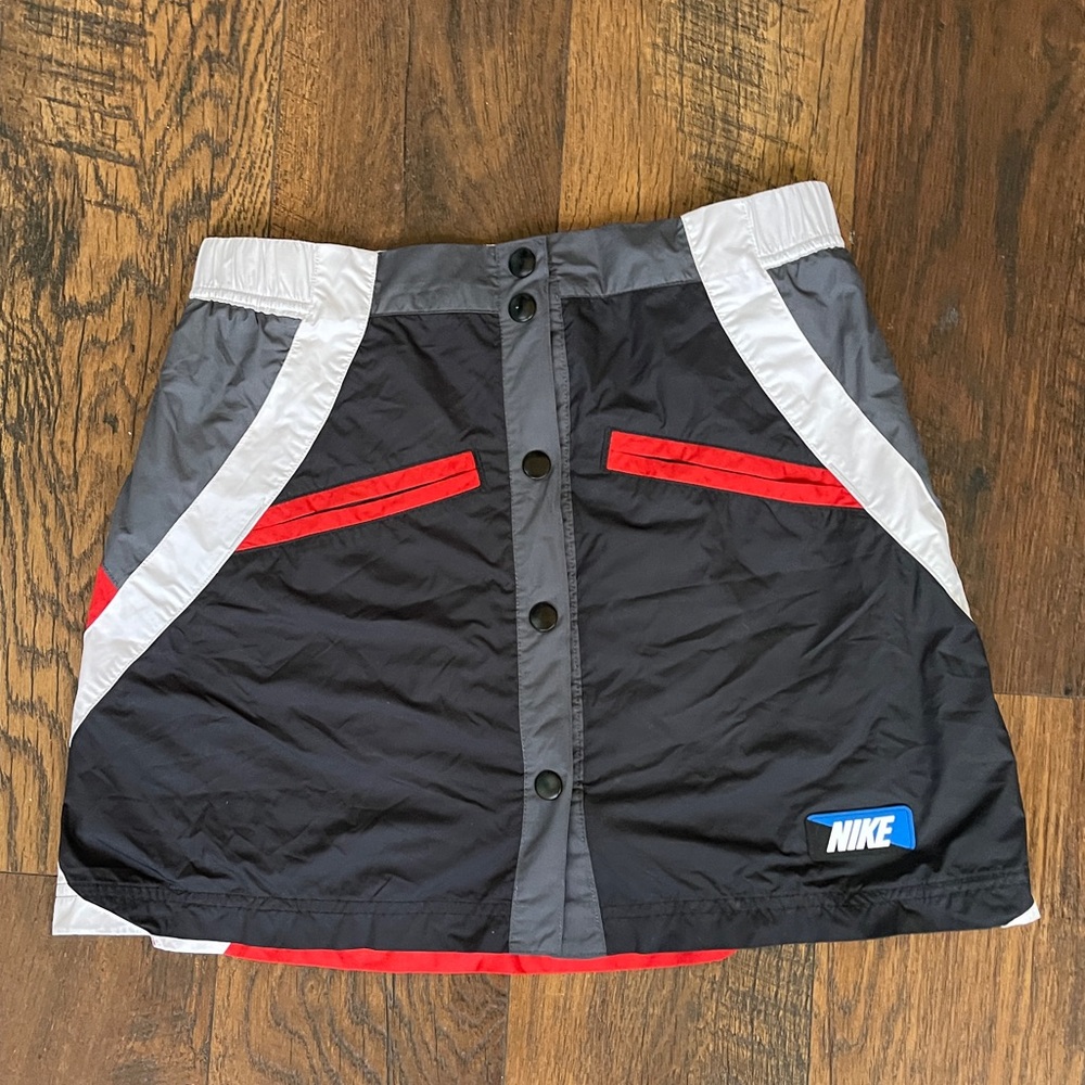 🔴 NIKE Retro Color blocked Moto Mesh Lined Skirt Snap Front WOMENS SIZE SMALL
